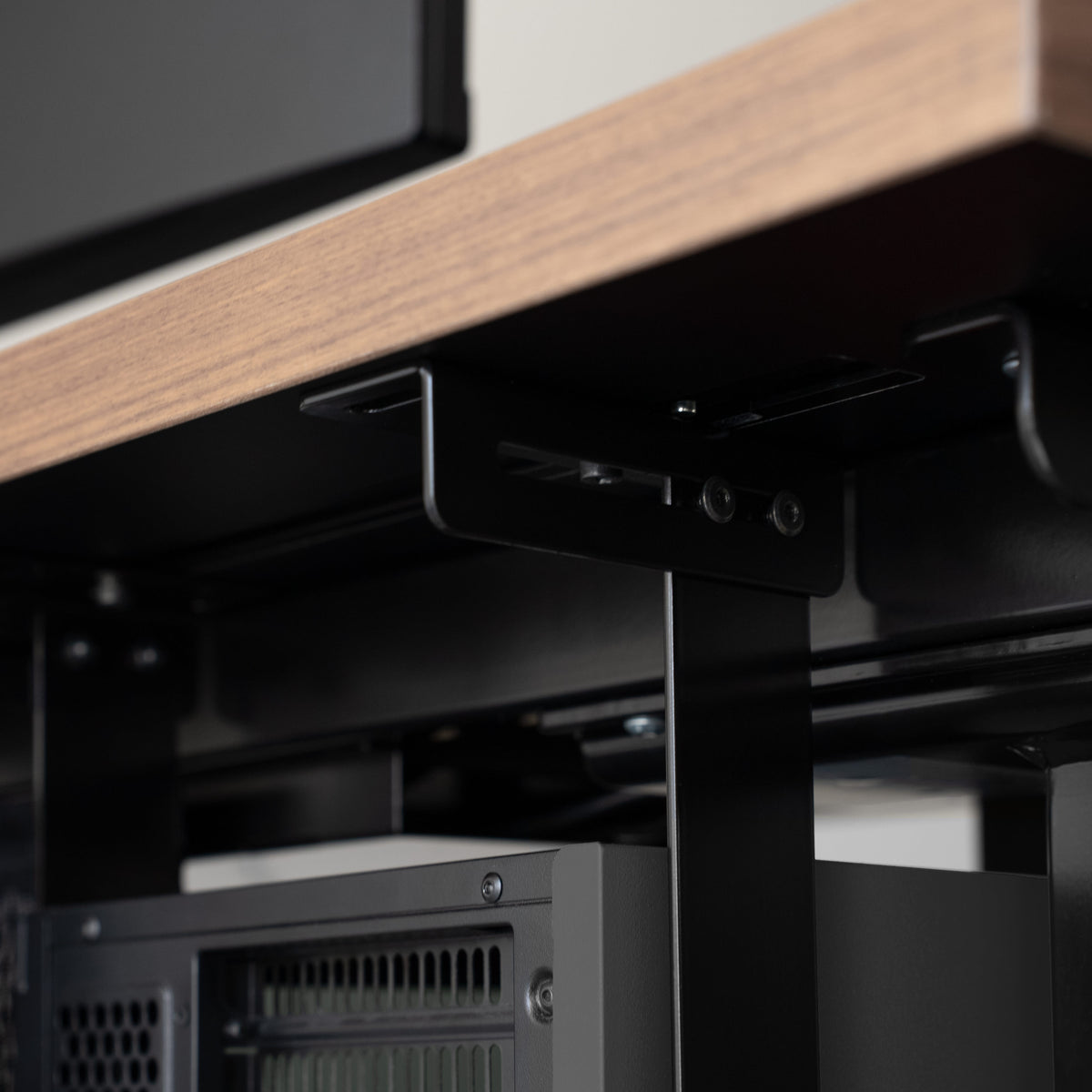 PREDUCTS PC Mount Mサイズ（高さ45cm） ブラック PC Mount | PREDUCTS