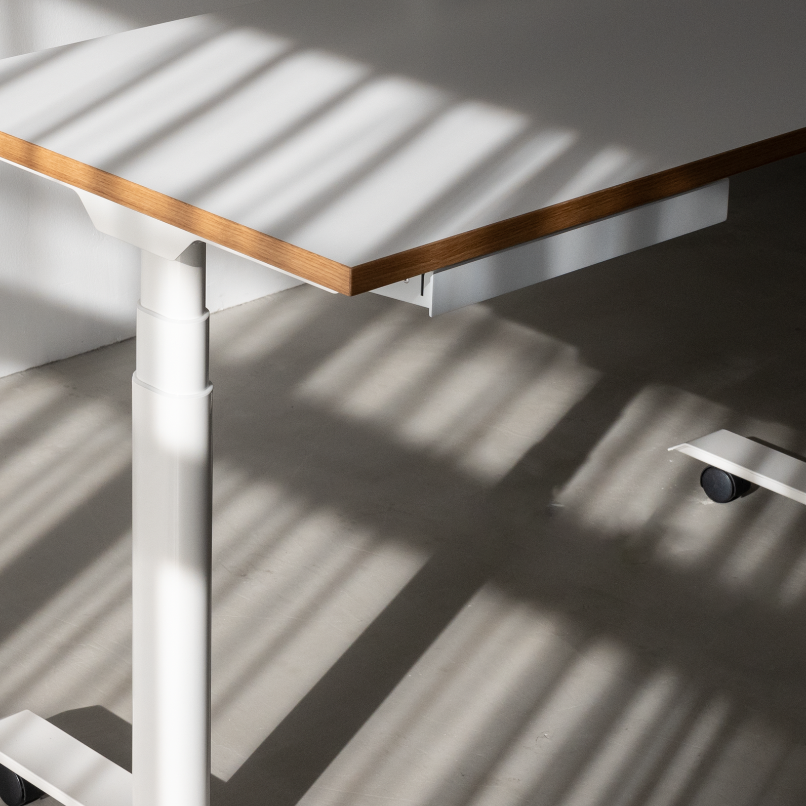 DESK - STUDIO / Standing