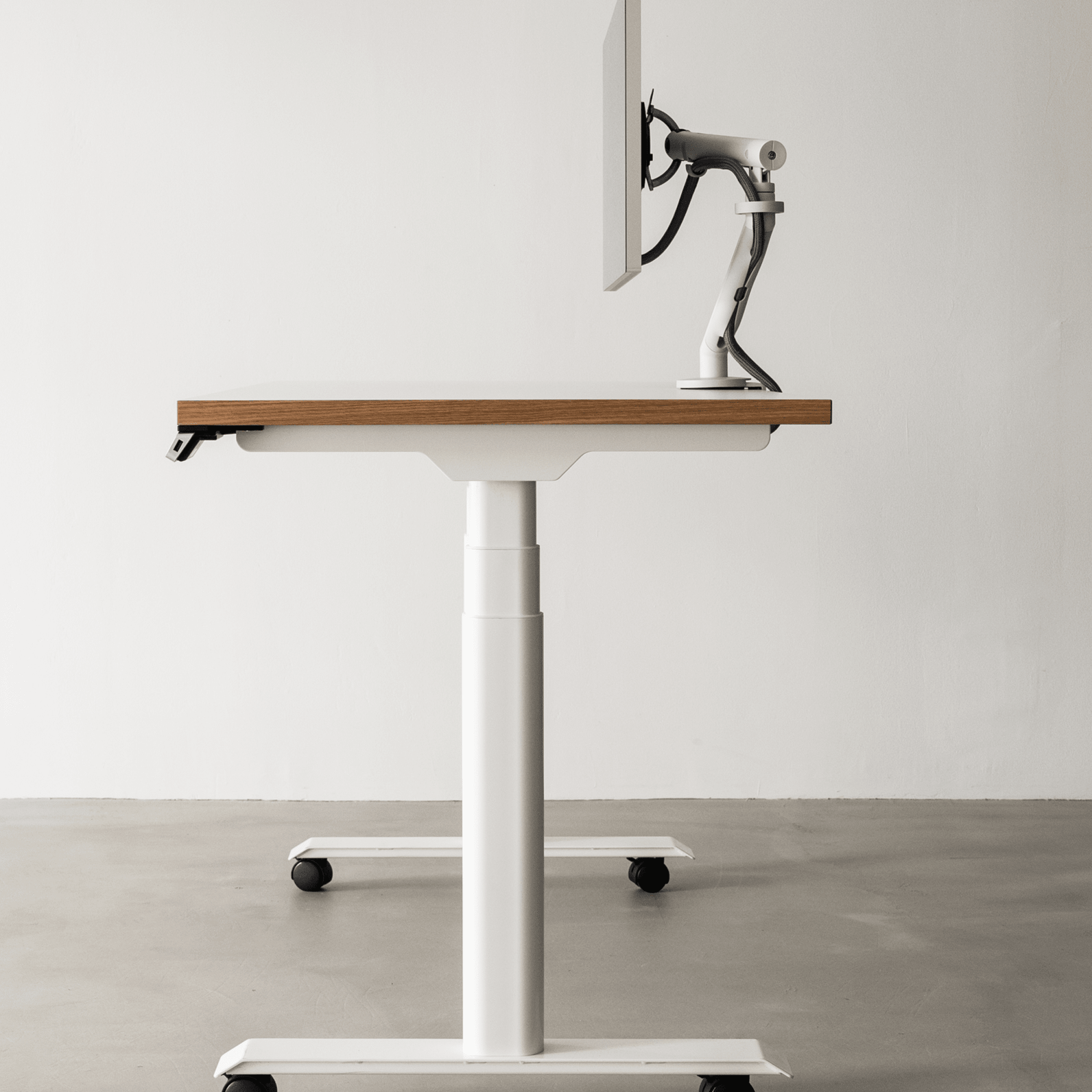 DESK - STUDIO / Standing