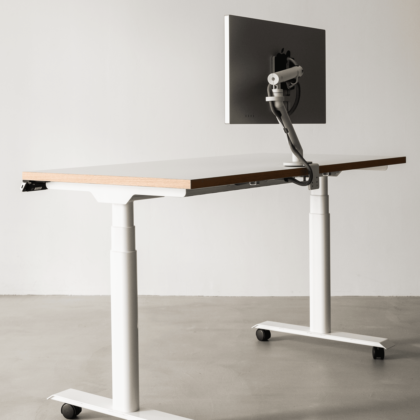 DESK - STUDIO / Standing