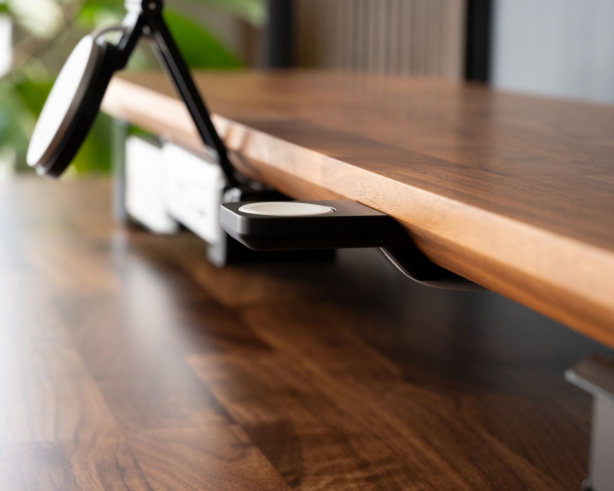Behind the Scene：Mount for Apple Watch｜造形の“らしさ”を巡る旅 & PREDUCTS