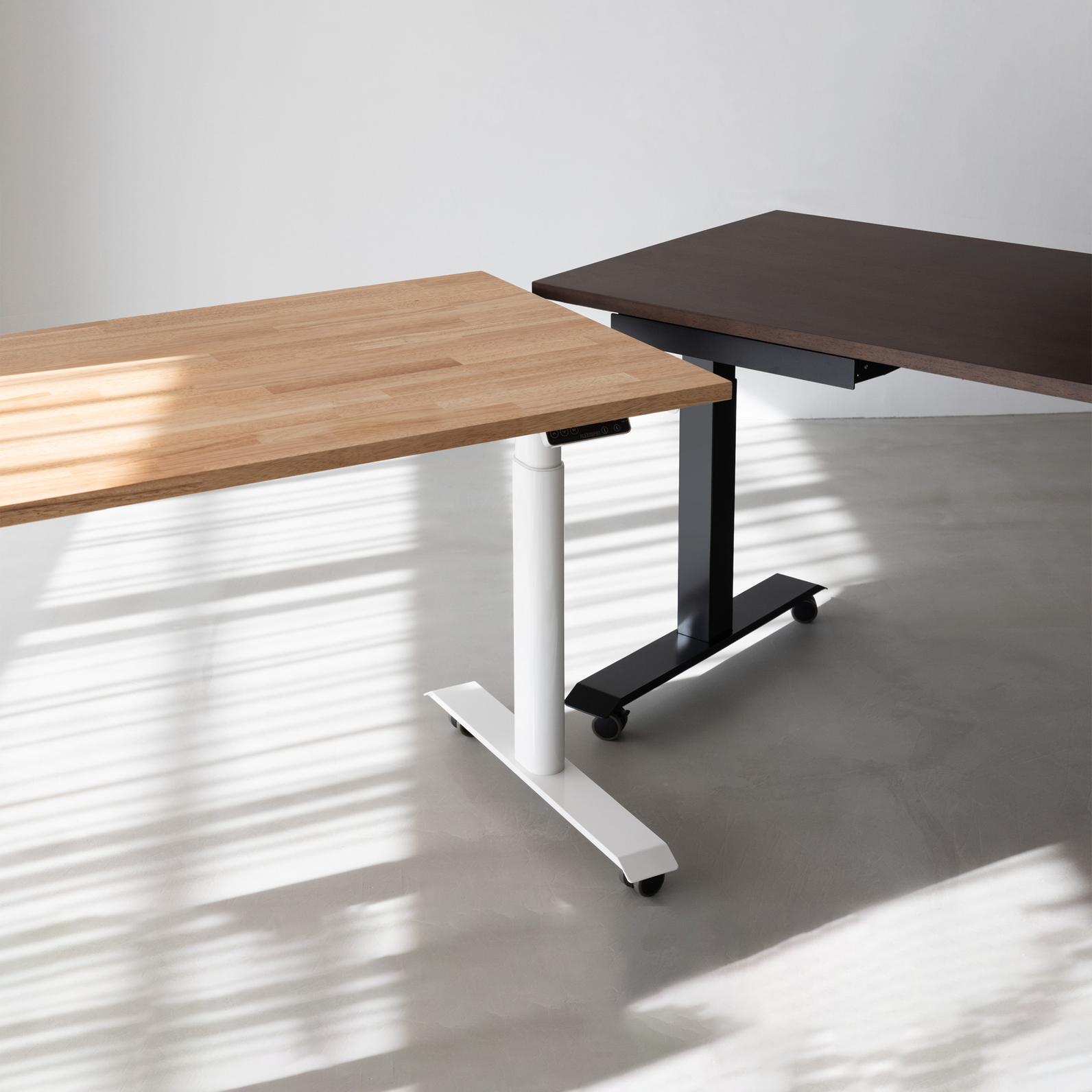 モジュール式電動昇降デスク GROVE ワイドモデル | PREDUCTS モジュール式電動昇降デスク GROVE ワイドモデル | PREDUCTS