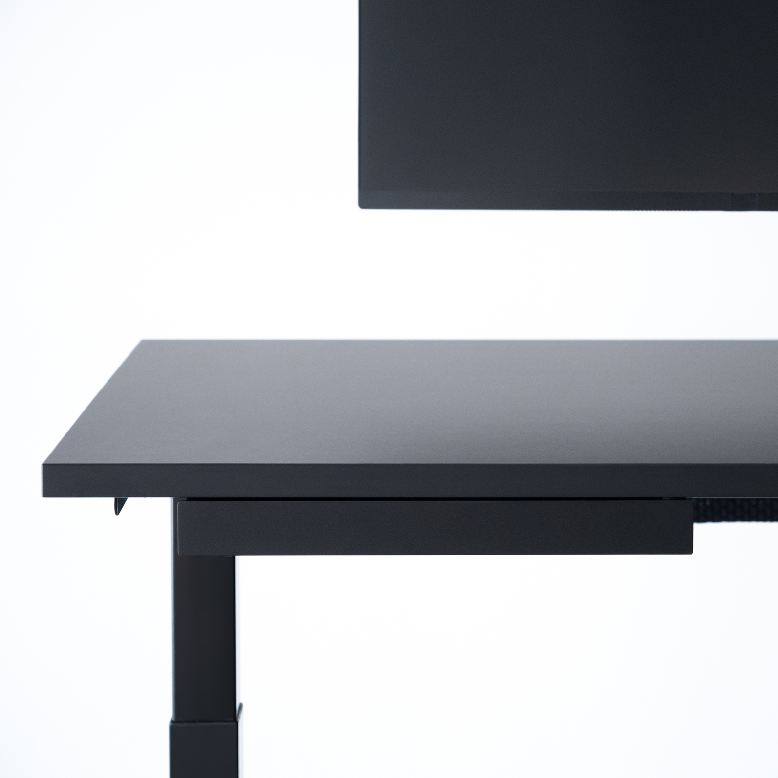 DESK - METRO DARK / Standing