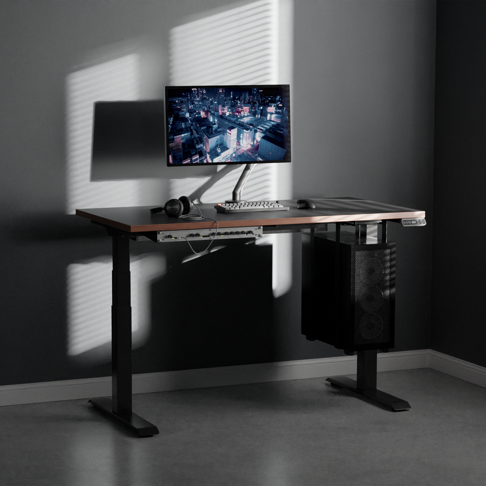 自動昇降デスク(FlexiSpot) モジュール式電動昇降デスク METRO / Standing | PREDUCTS