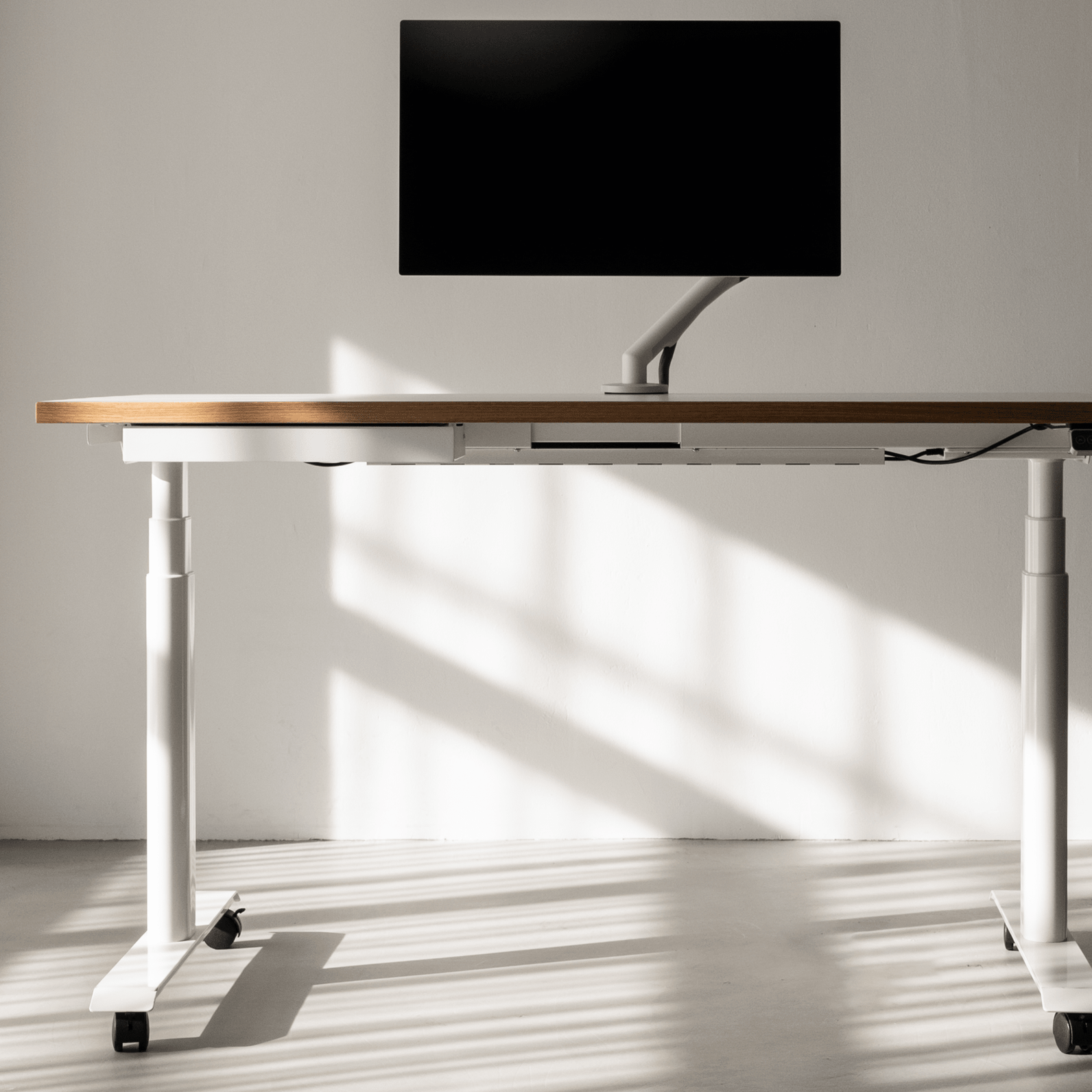 DESK - STUDIO / Standing