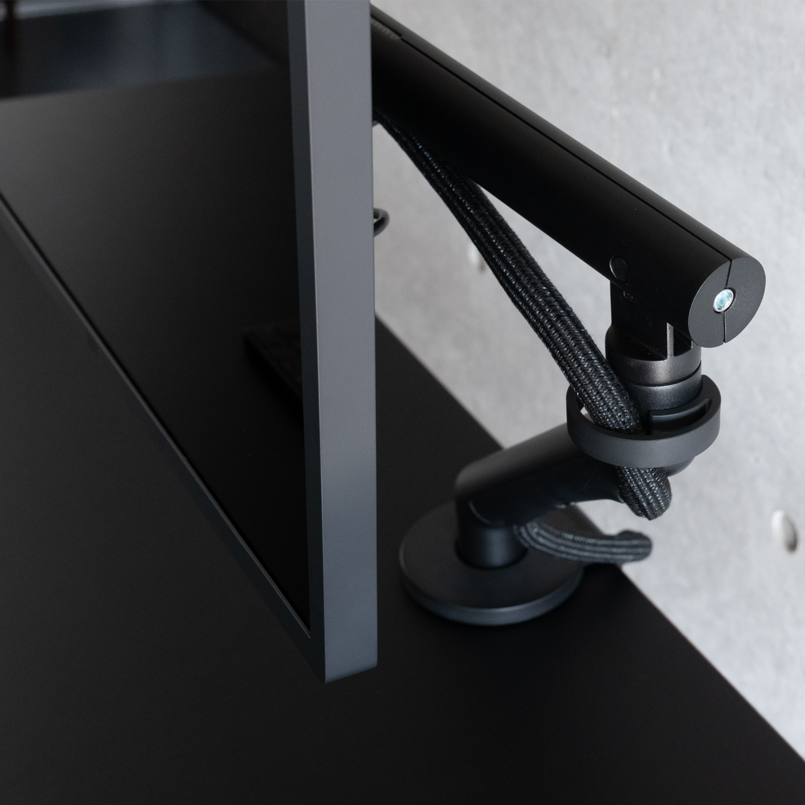 Flo Monitor Arm