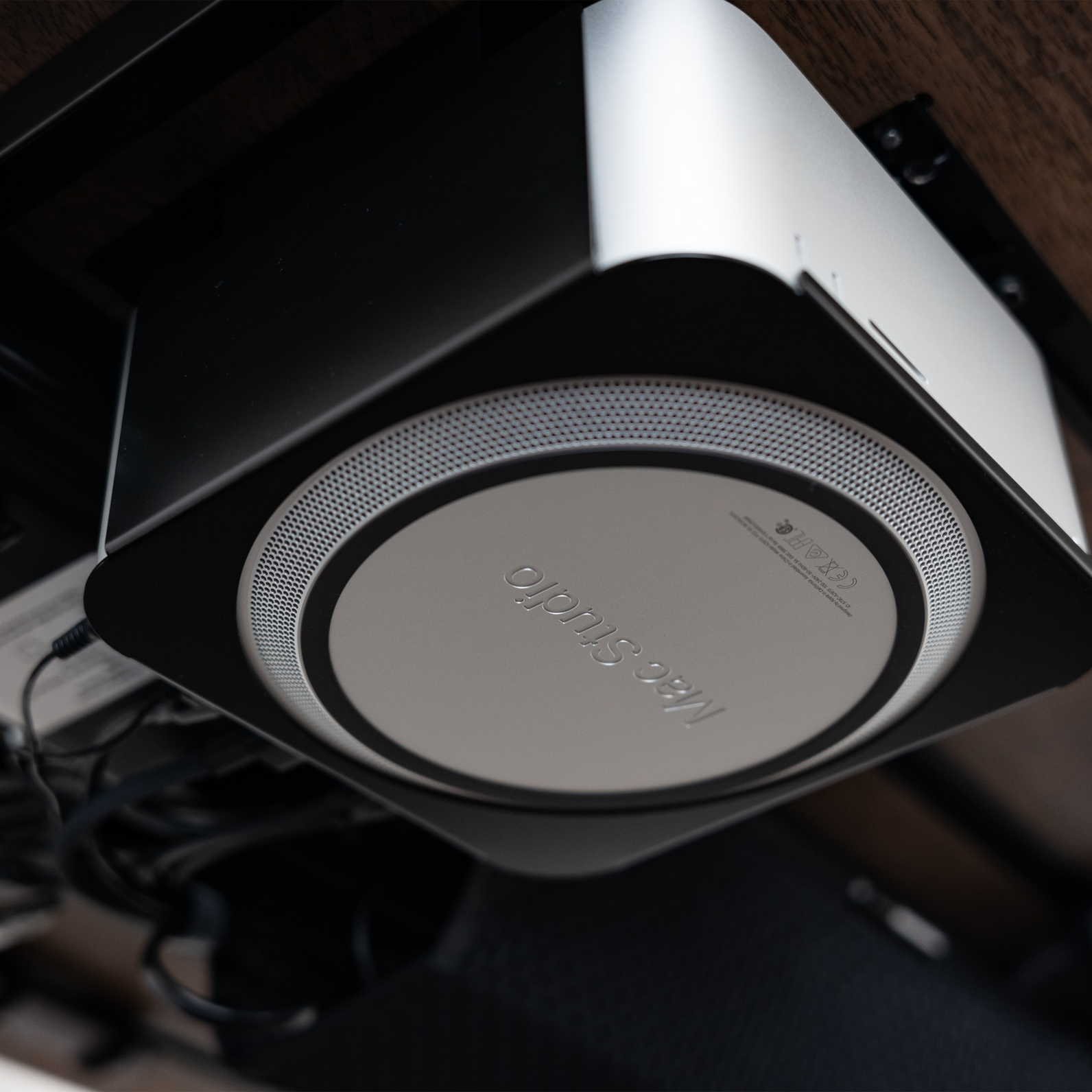 Mount for Mac Studio | PREDUCTS Mount for Mac Studio | PREDUCTS